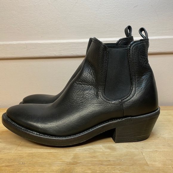 Vintage Shoes - Vintage Shoe Company leather ankle boots size 8